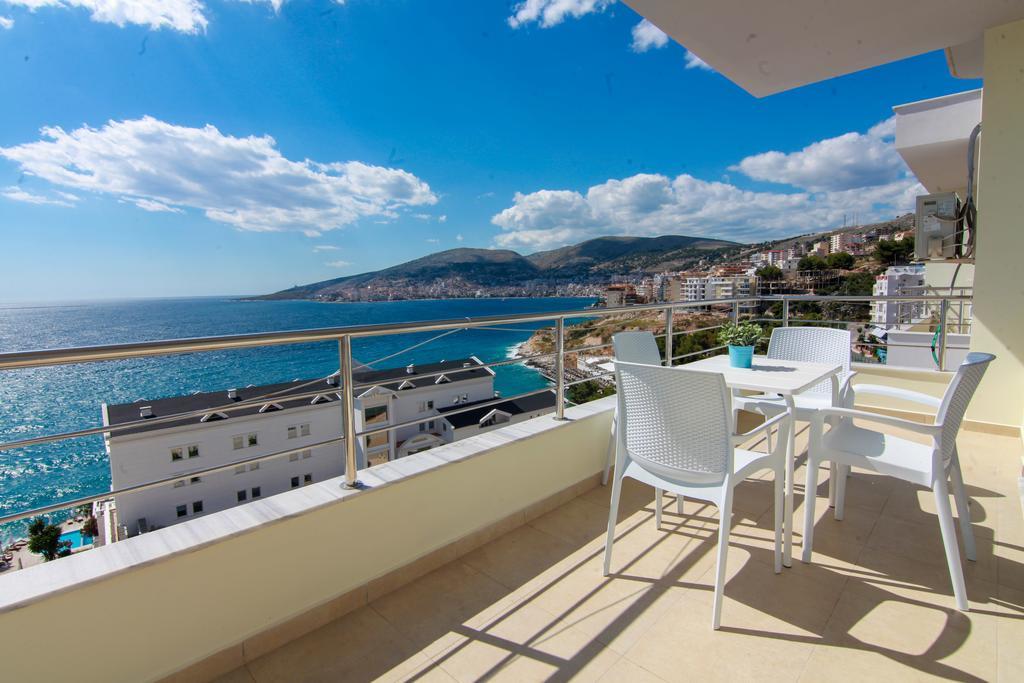 Blue Sea Apartments Sarandë Exteriör bild