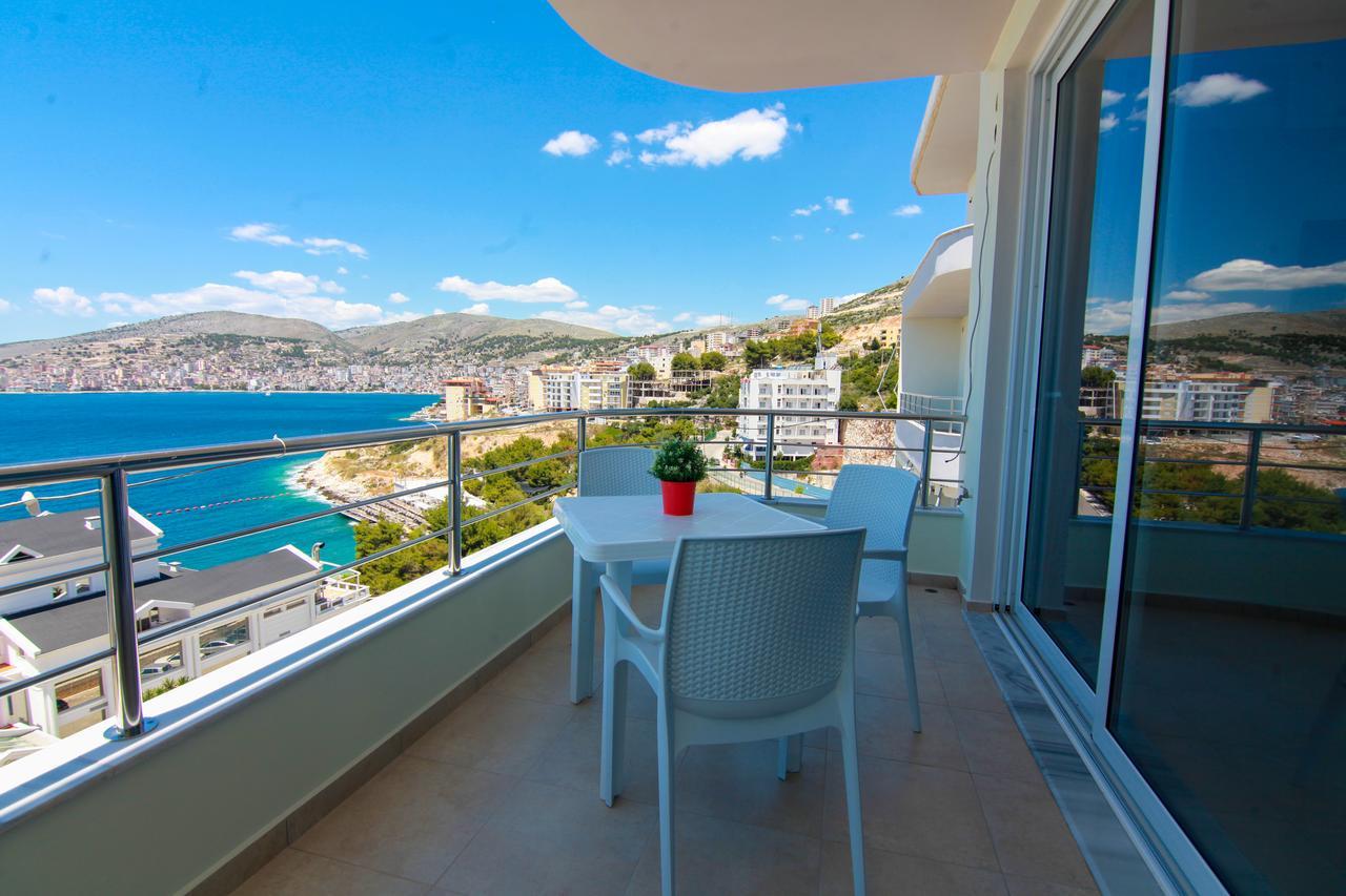 Blue Sea Apartments Sarandë Rum bild